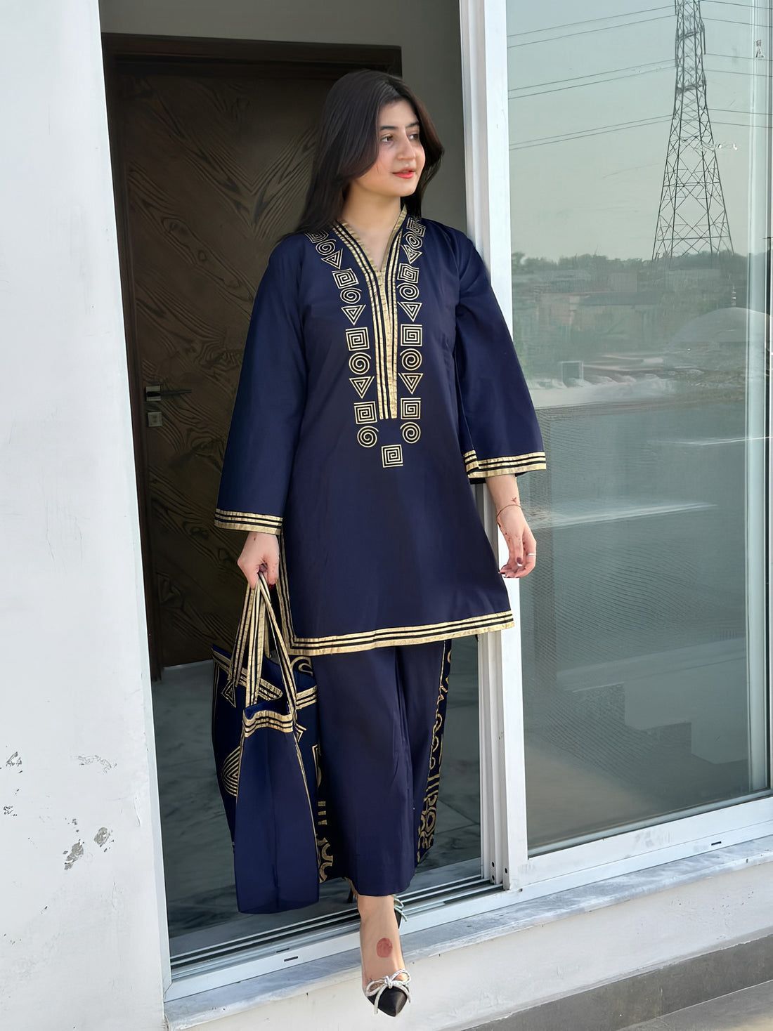 LULUSAR Embroidered 2 pcs