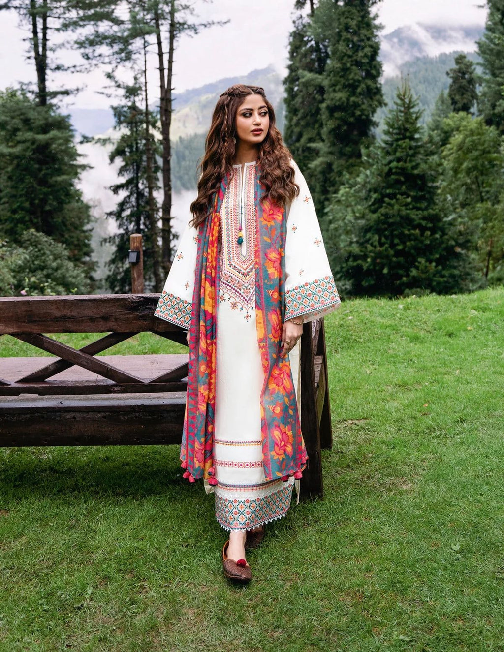 SAPPHIRE DHANAK EMBROIDERED 3 PCS