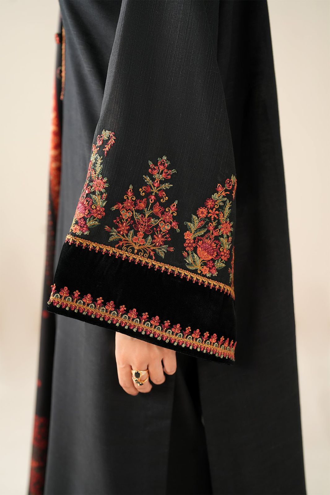 Baroque Dhanak Embroidered 3 PCS