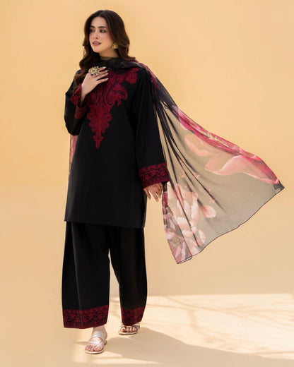 LAAM EMBROIDERED 3