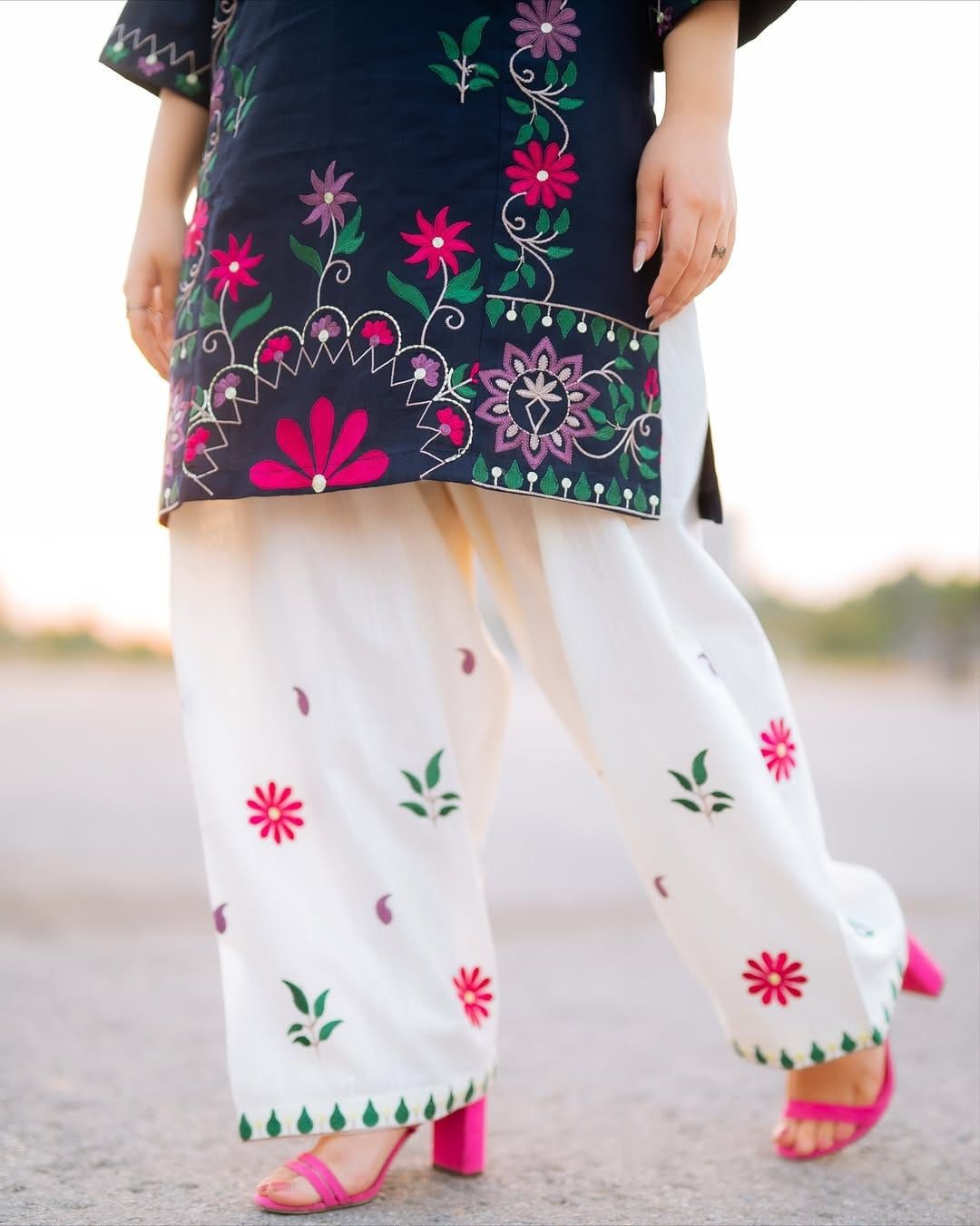 Urge Lawn Embroiered 2 pcs