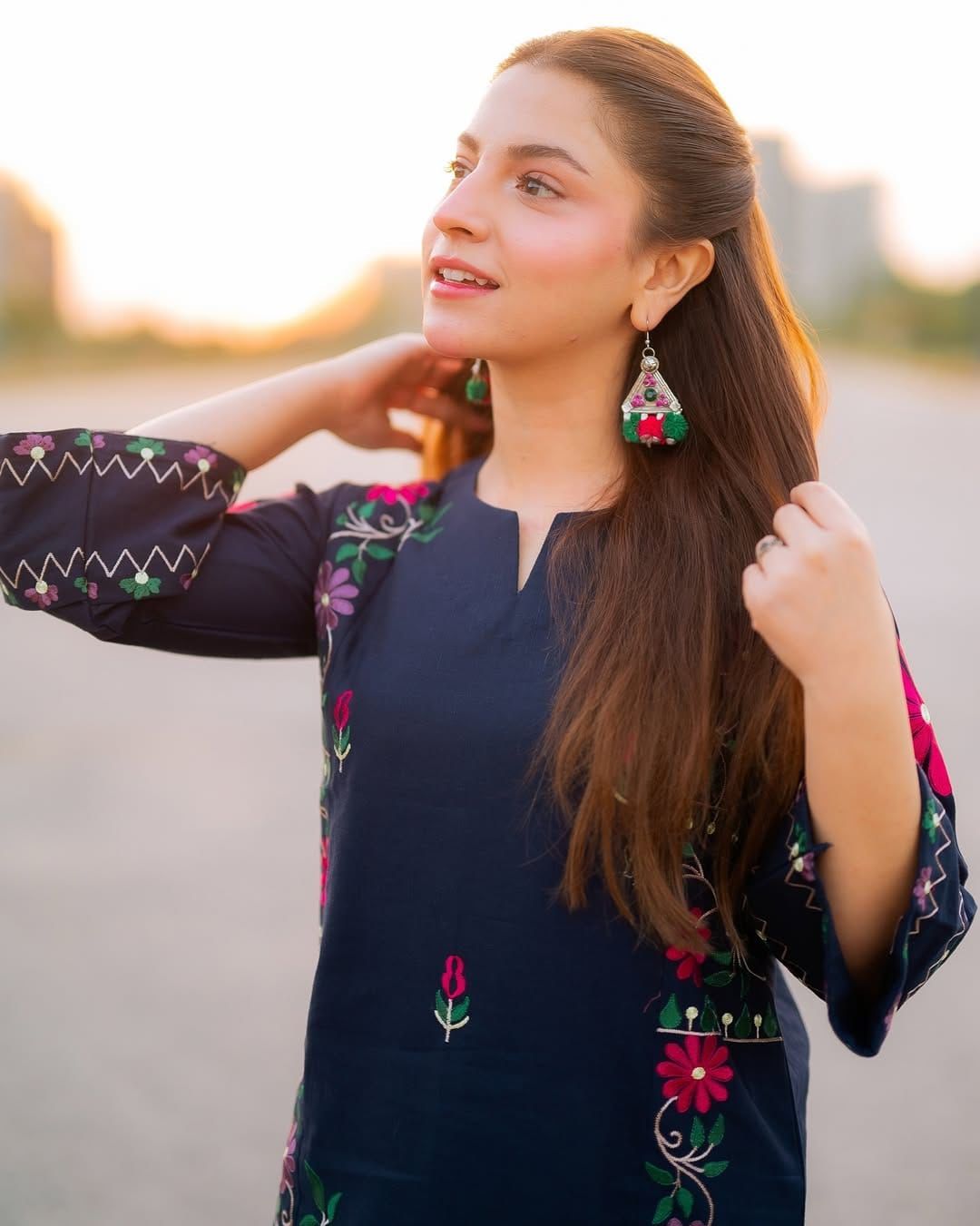 Urge Lawn Embroiered 2 pcs