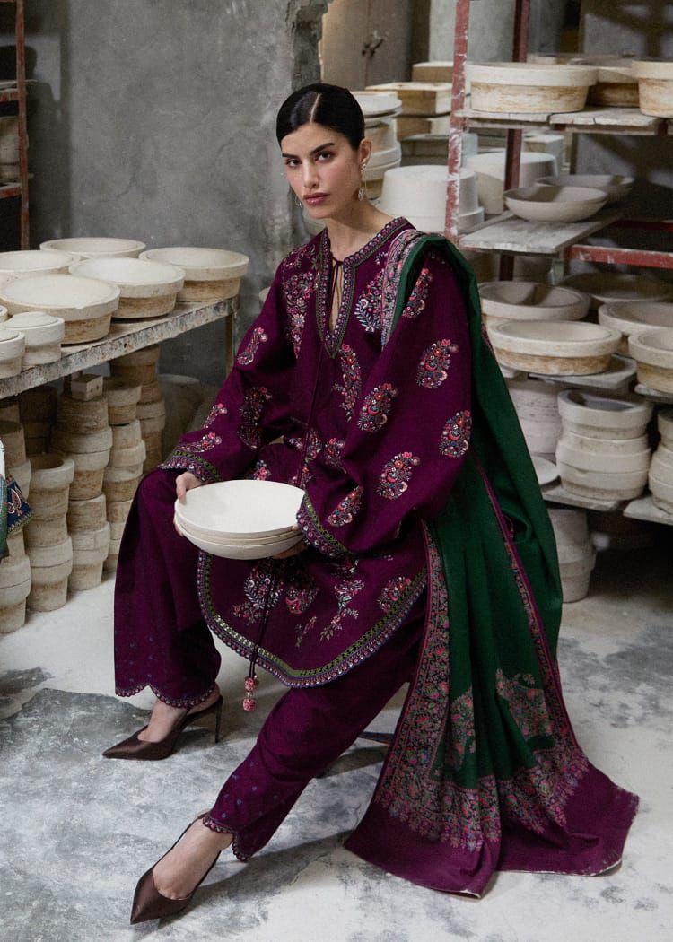 HUSSAIN REHAR lawn Embroidered 3 pcs