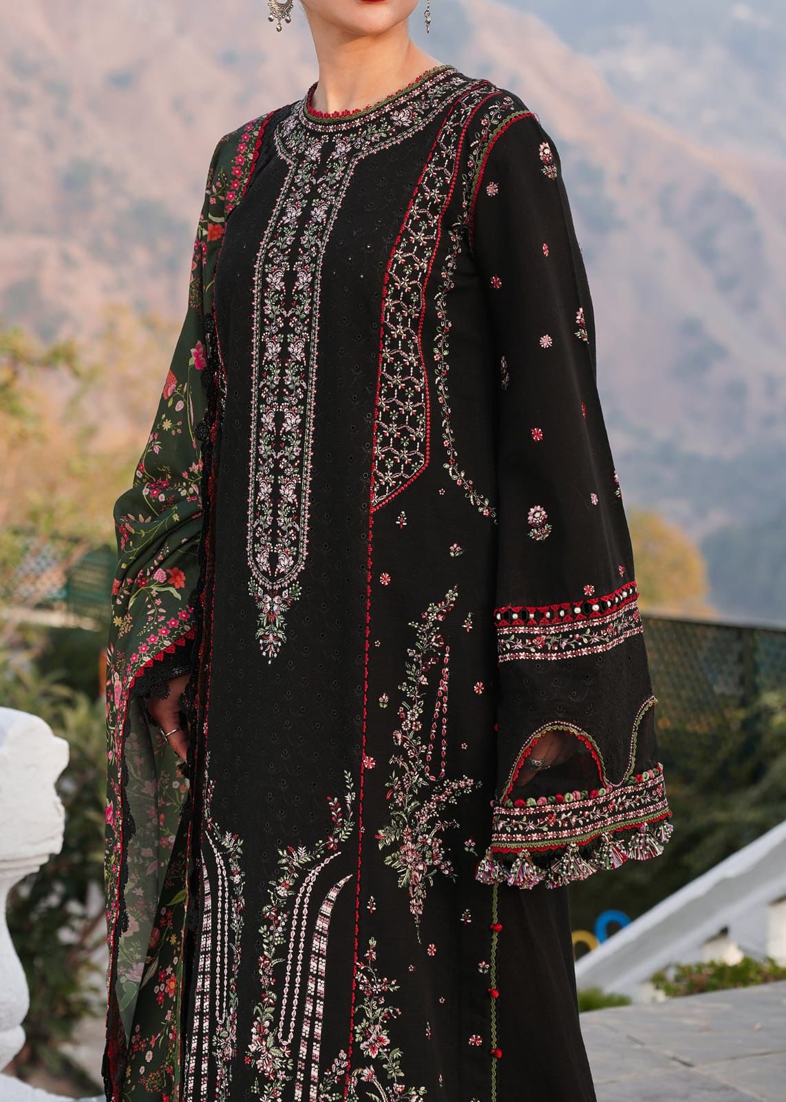 HUSSAIN REHAR Lawn Embroidered 3 pcs