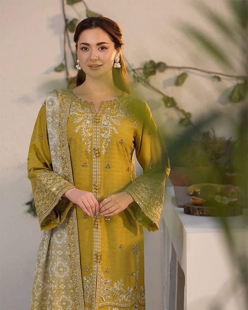 Qalamkar Lawn Embroidered 3pcs