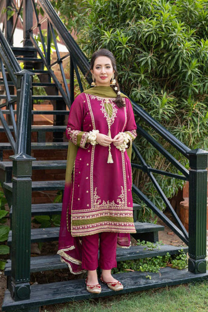 Komal Lawn Embroidered 3 pcs