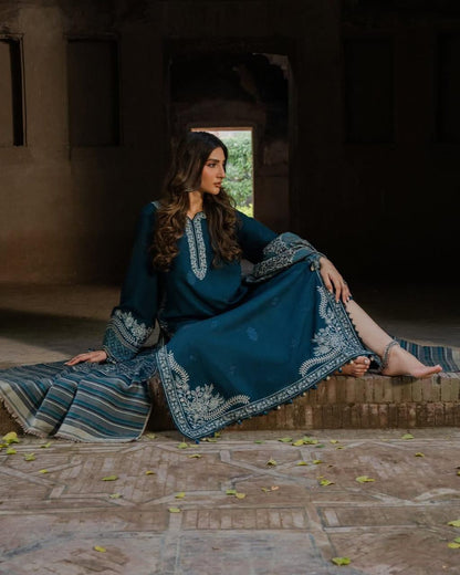 IZEL Lawn Embroidered 3 pcs