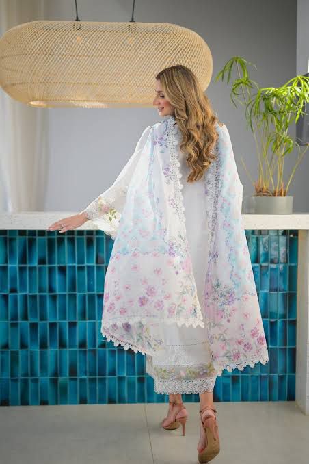 AGHA NOOR LAWN EMBROIDERED 3 PCS
