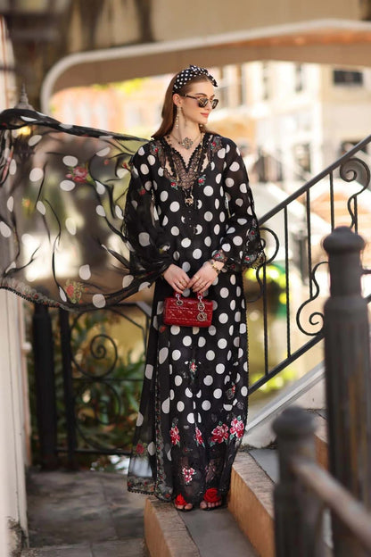 Noor By Saadia Lawn embroidered 3 pcs