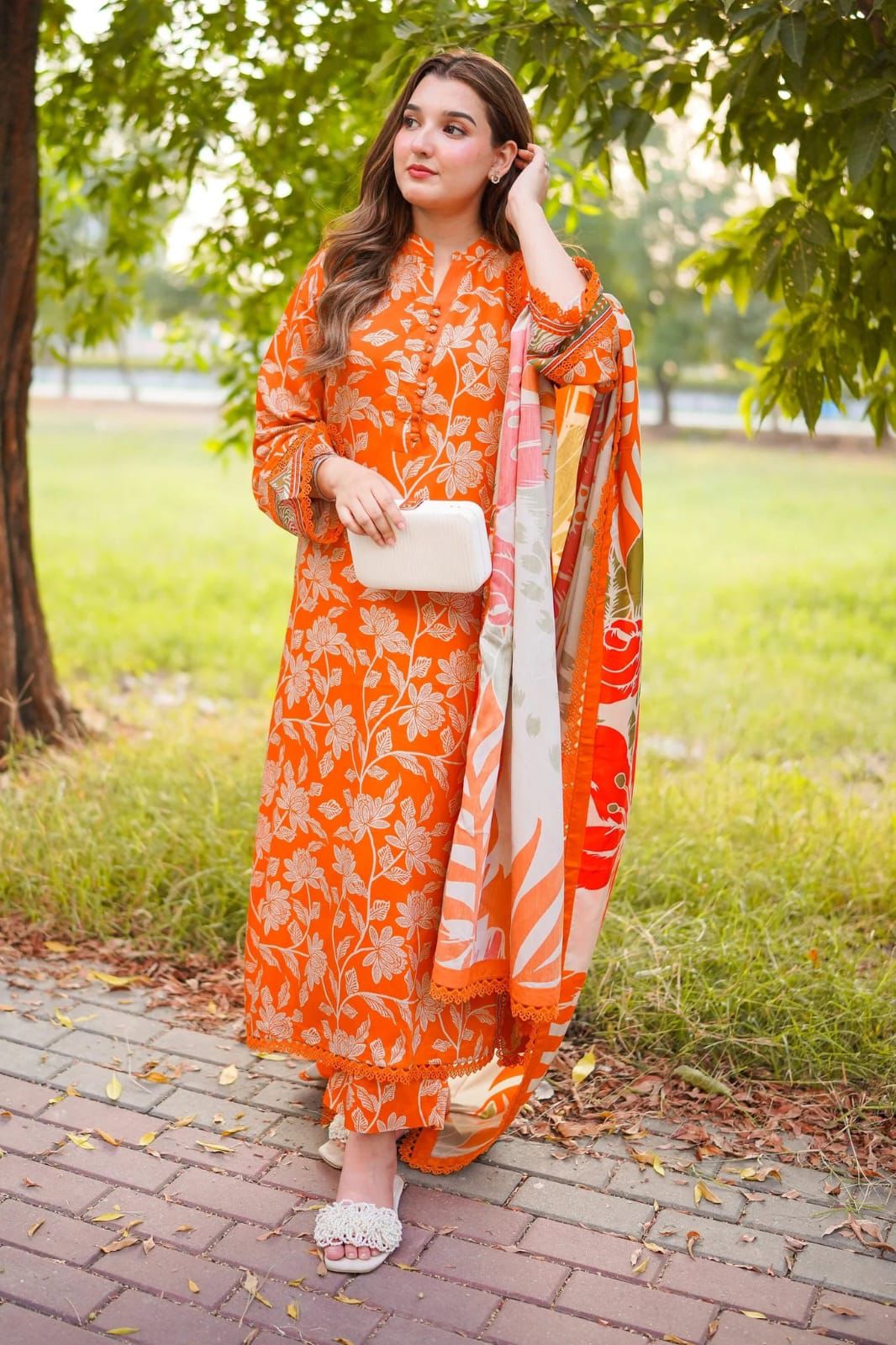 Aneelas Lawn Printed Embroidered 3 pcs