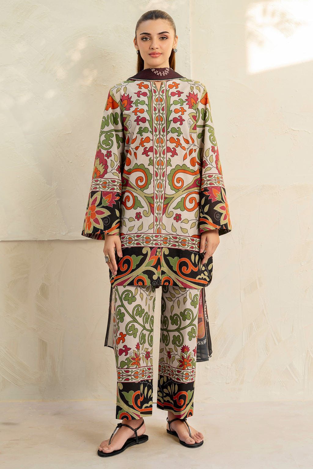 SAPPHIRE PRINTS LAWN 2 PCS
