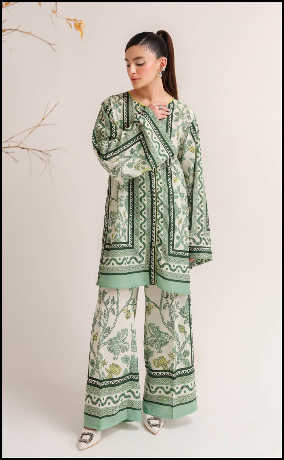 SAPPHIRE PRINTS LAWN 2 PCS