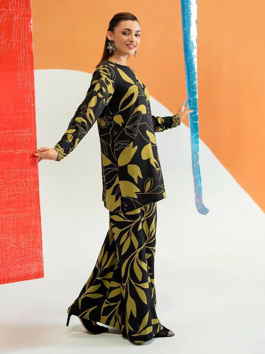 SAPPHIRE PRINTS LAWN 2 PCS