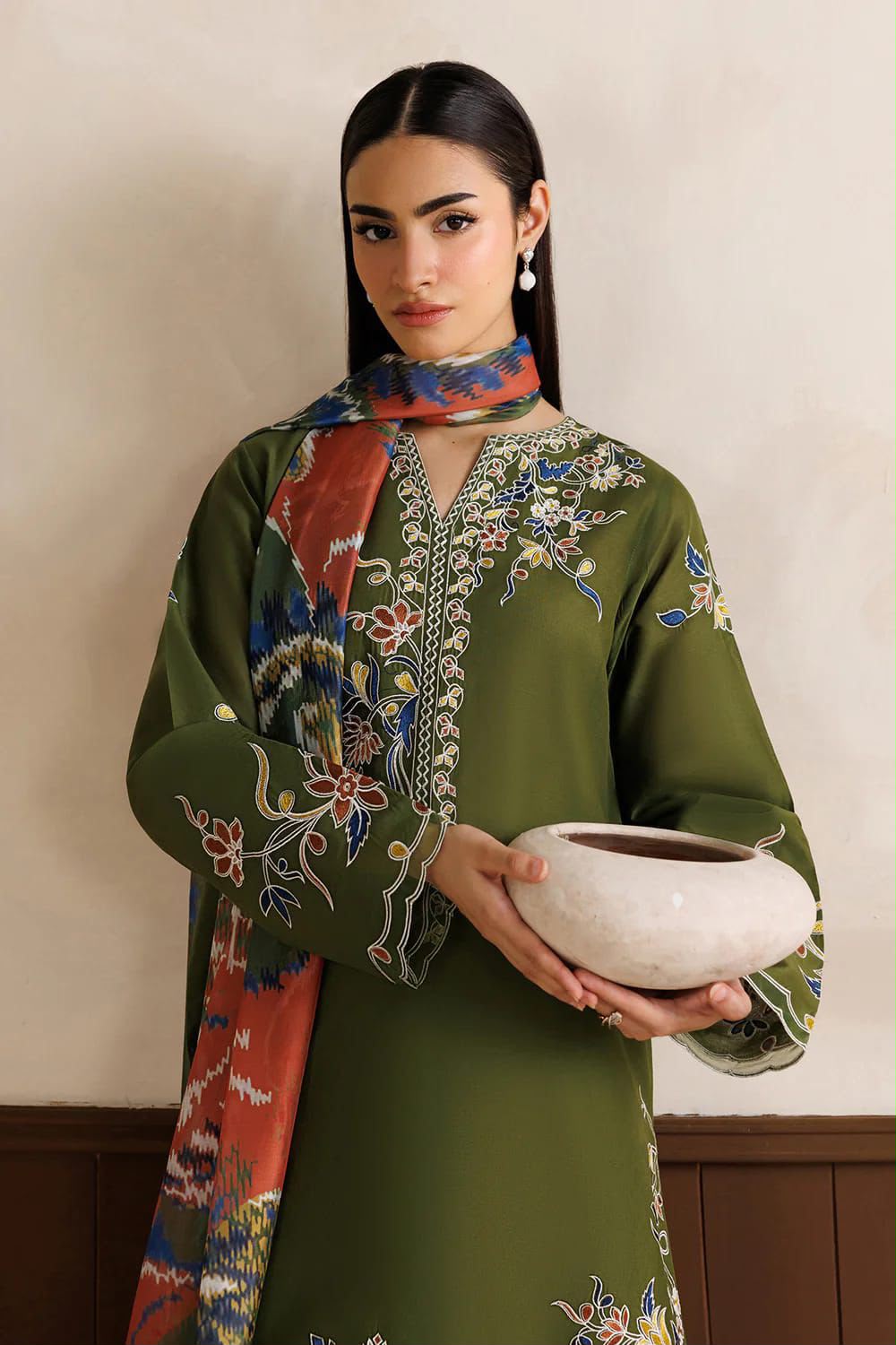 BAROOQUE Premium Dhanak Embroidered 3PCS