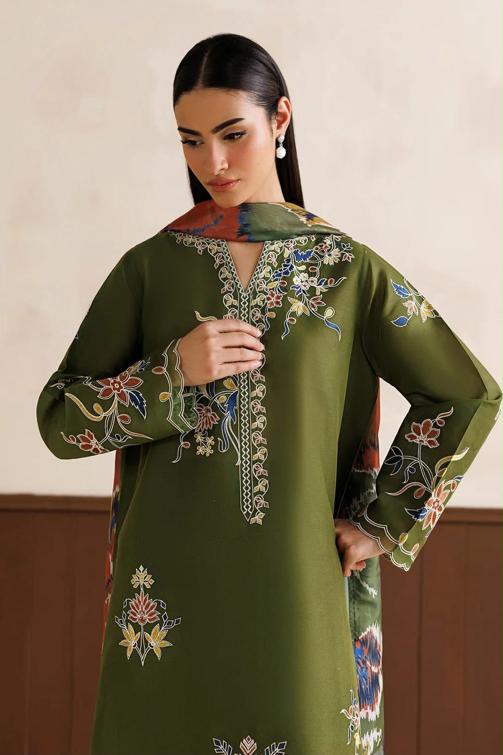 BAROOQUE Premium Dhanak Embroidered 3PCS