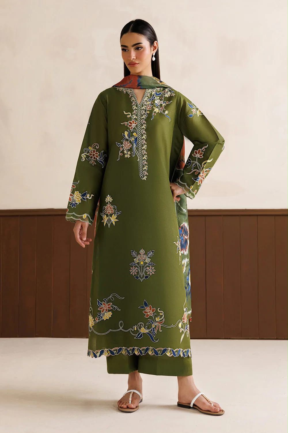 BAROOQUE Premium Dhanak Embroidered 3PCS