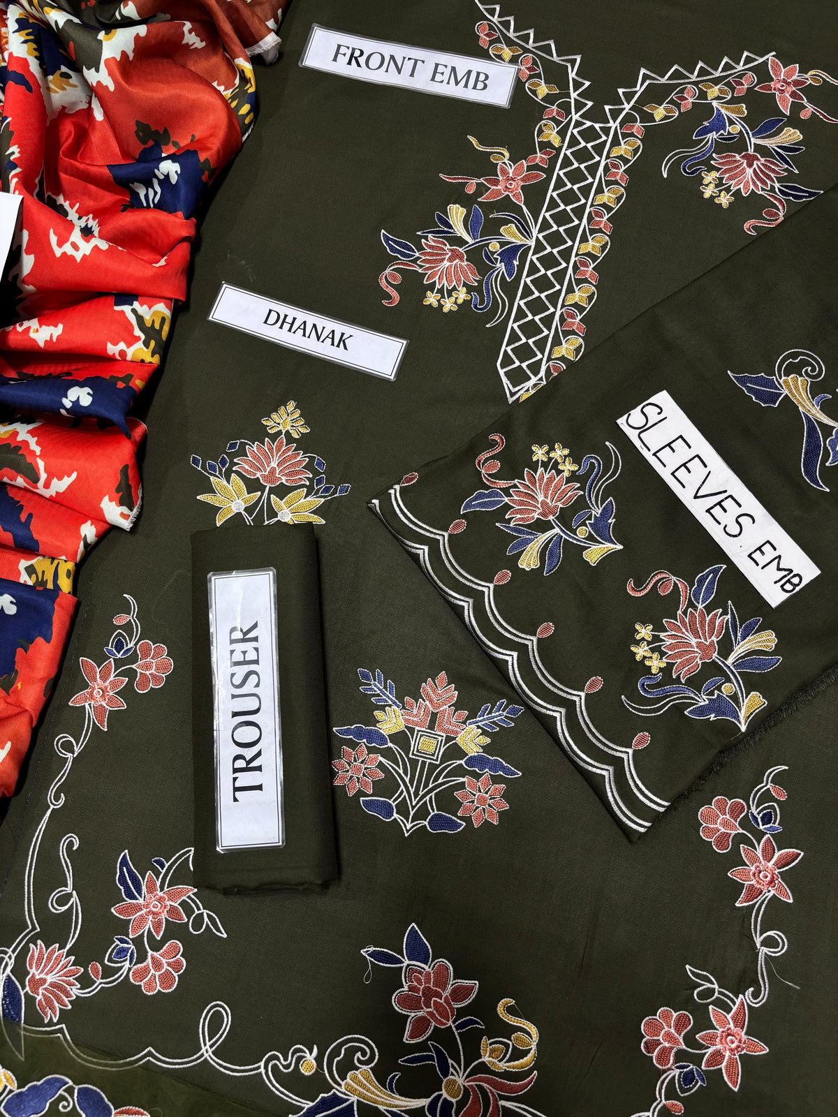 BAROOQUE Premium Dhanak Embroidered 3PCS