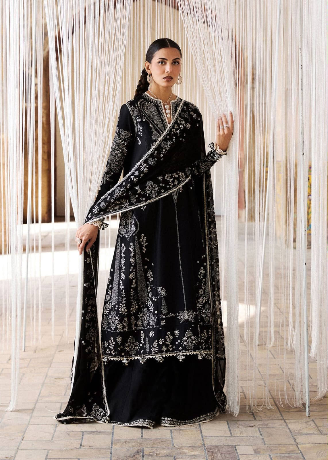 HUSSAIN REHAR  DHANAK  EMBROIDERED 3 PCS