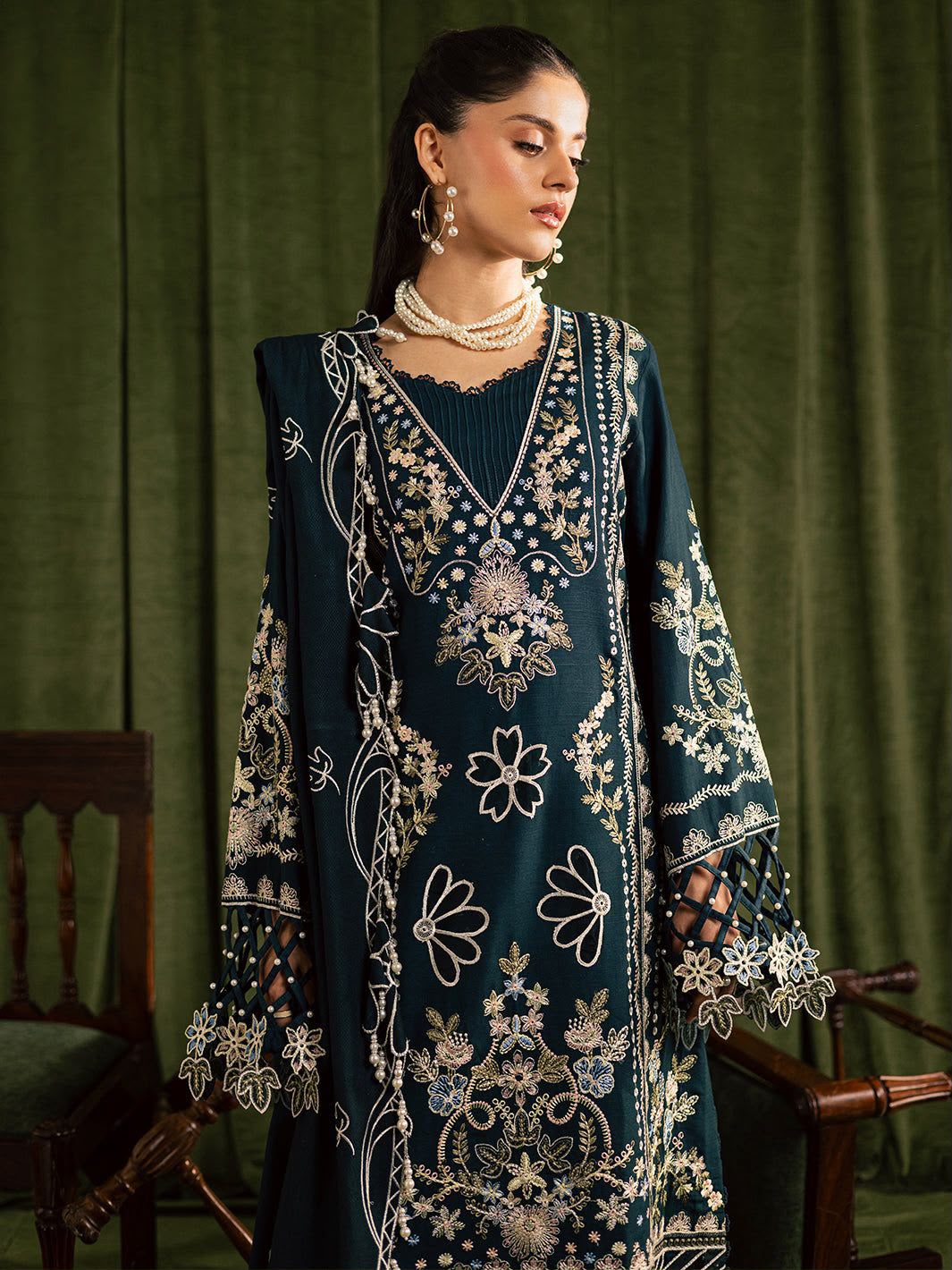 MAHNUR DHANAK EMBROIDERED 3PCS