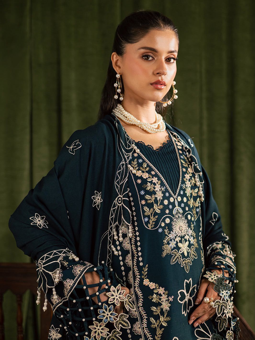 MAHNUR DHANAK EMBROIDERED 3PCS