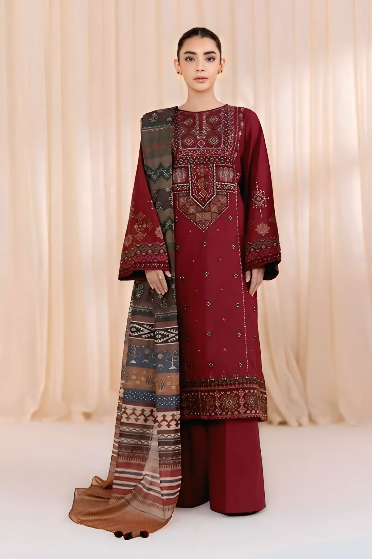 SAPPHIRE Dhanak Embroidered 3 PCS