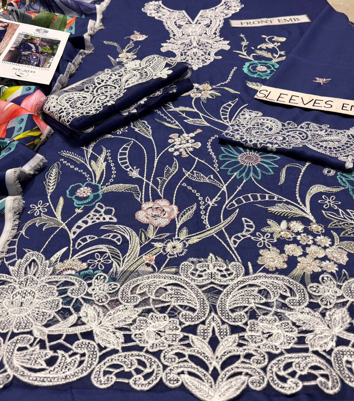 MUSHQ  DHANAK  EMBROIDERED 3PCS