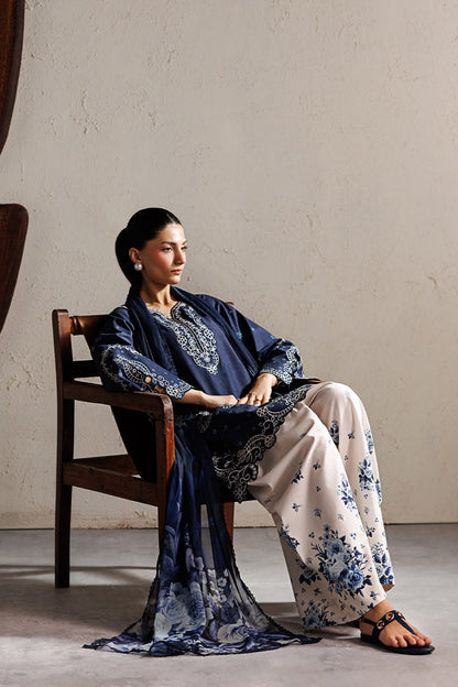 IZNIKLUXURY SILK EMBROIDERED BLUE 3 PCS