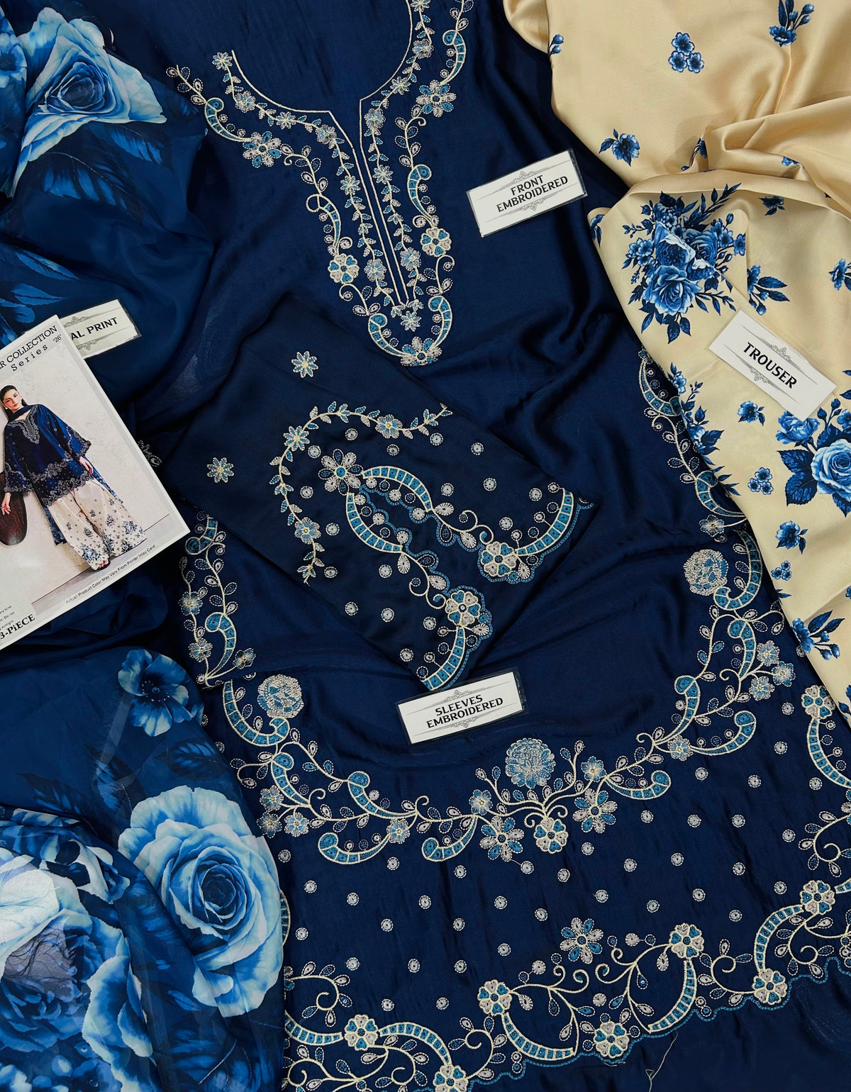 IZNIKLUXURY SILK EMBROIDERED BLUE 3 PCS