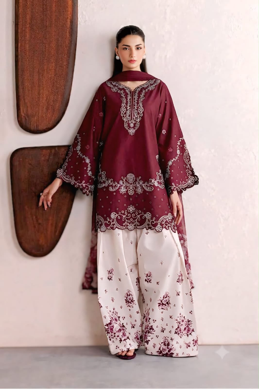 IZNIK  LUXURY SILK EMBROIDERED 3 Pcs