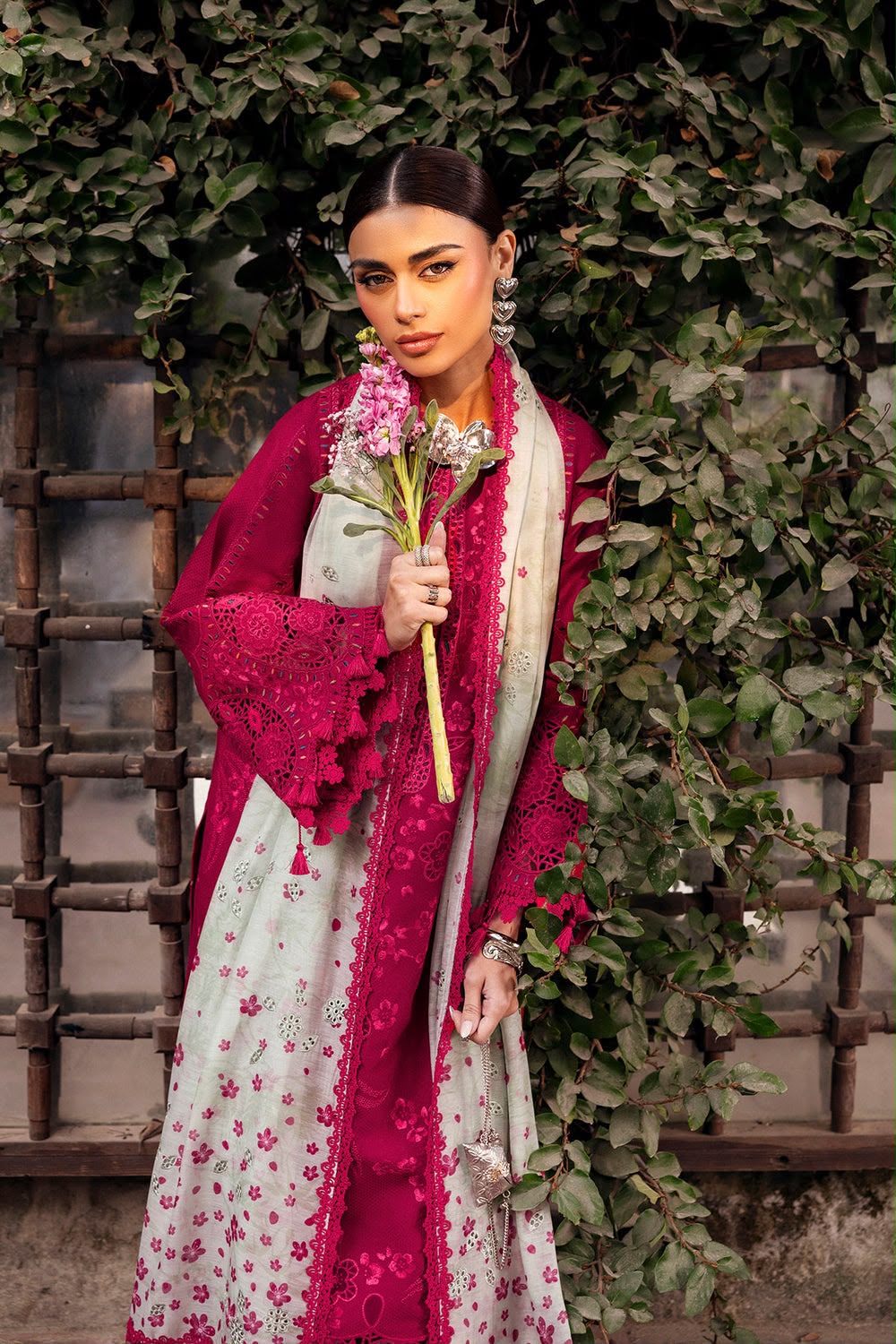 Jazmine DHANAK  EMBROIDERED 3 PCS