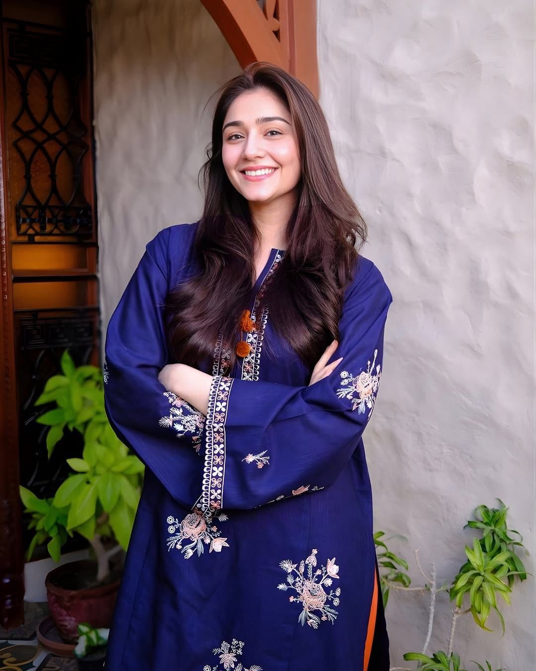 URGE Lawn Embroidered 2 pcs