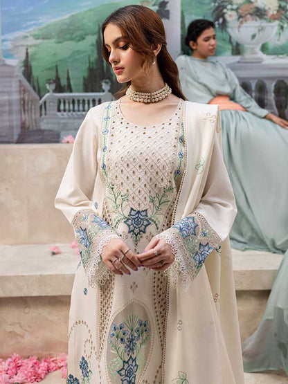 SanaSafinaz Lawn Embroidered 3 pcs