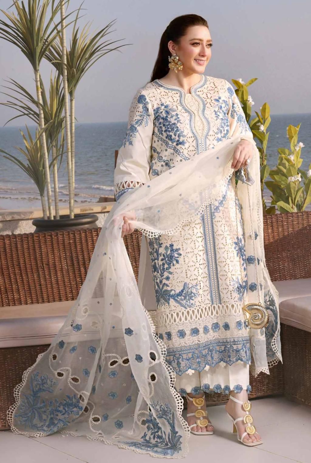 JADE LAWN RMBROIDERED 3 PCS